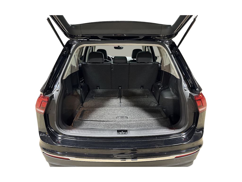Thumbnail: 2021 Volkswagen Tiguan - 16