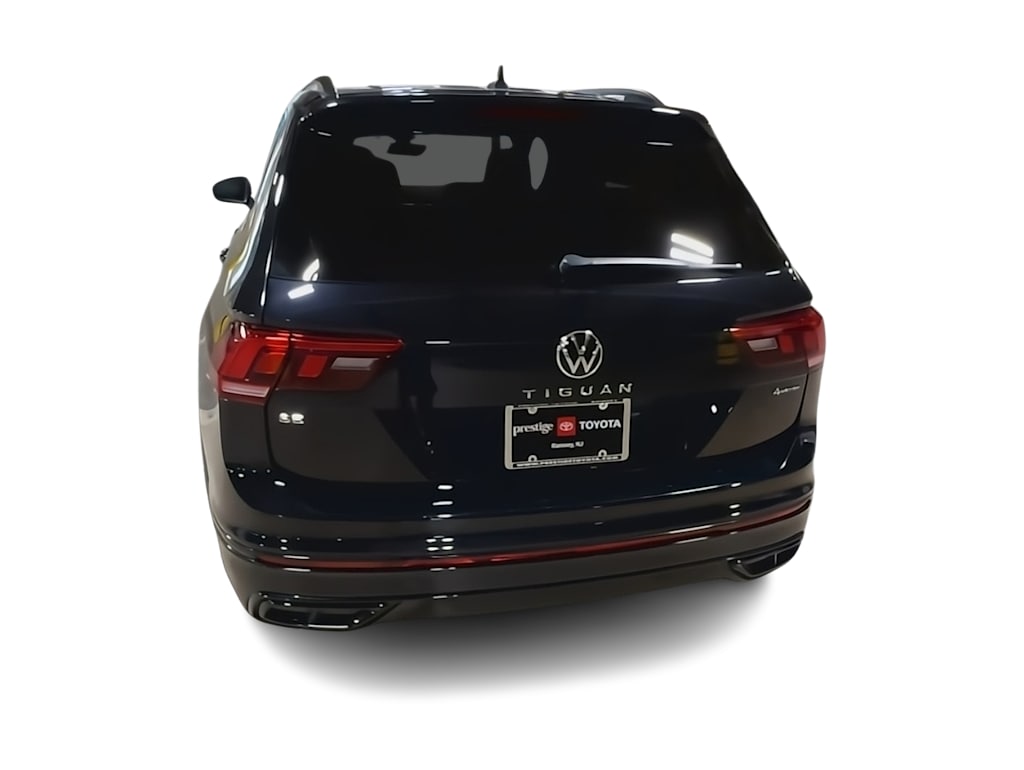 Thumbnail: 2022 Volkswagen Tiguan - 4