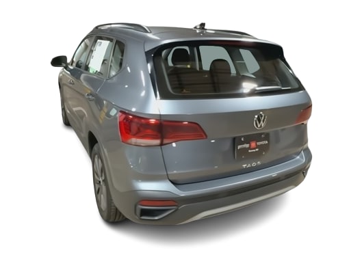 Thumbnail: 2023 Volkswagen Taos - 4