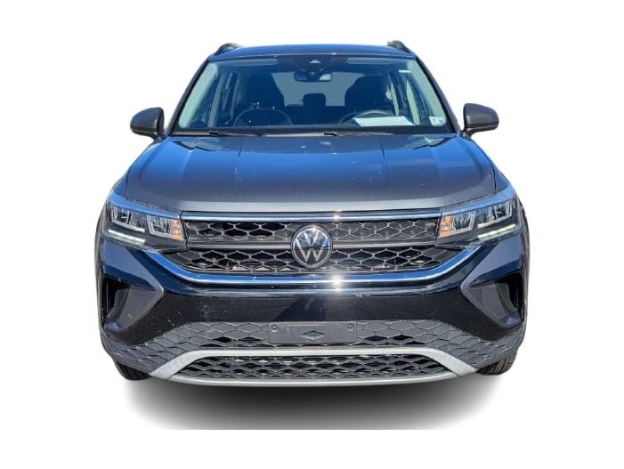 Thumbnail: 2023 Volkswagen Taos - 4