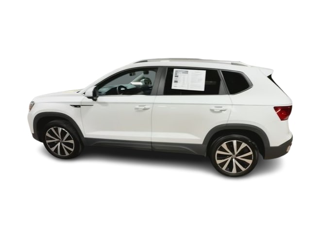 Thumbnail: 2022 Volkswagen Taos - 21