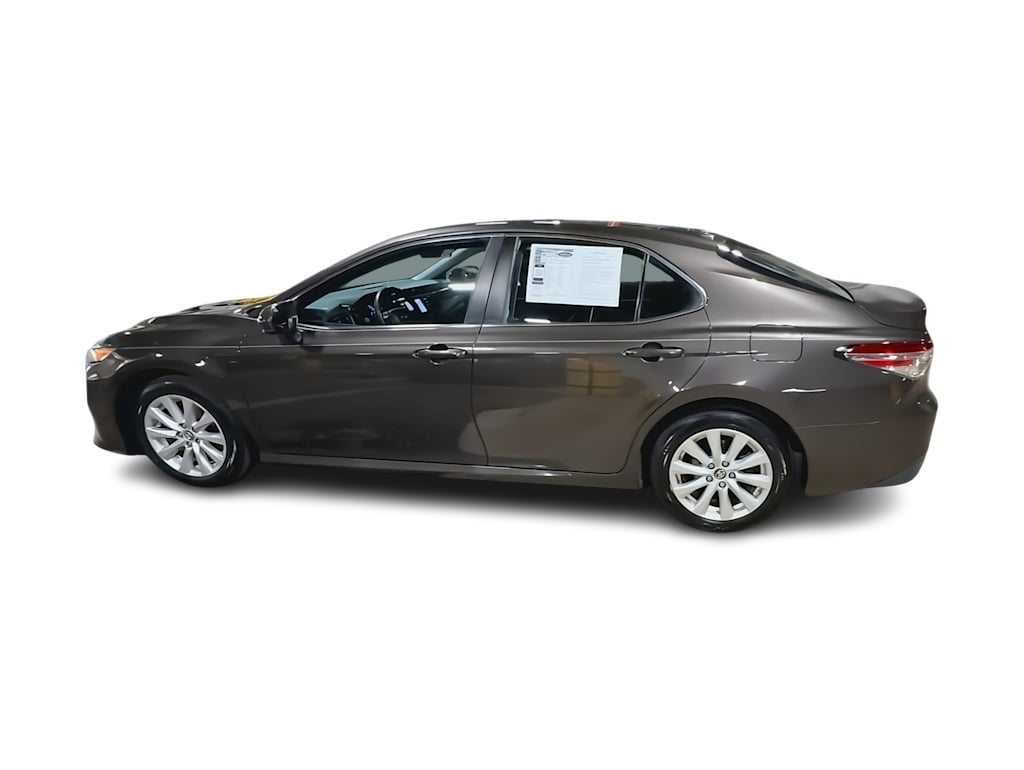 Thumbnail: 2019 Toyota Camry - 20