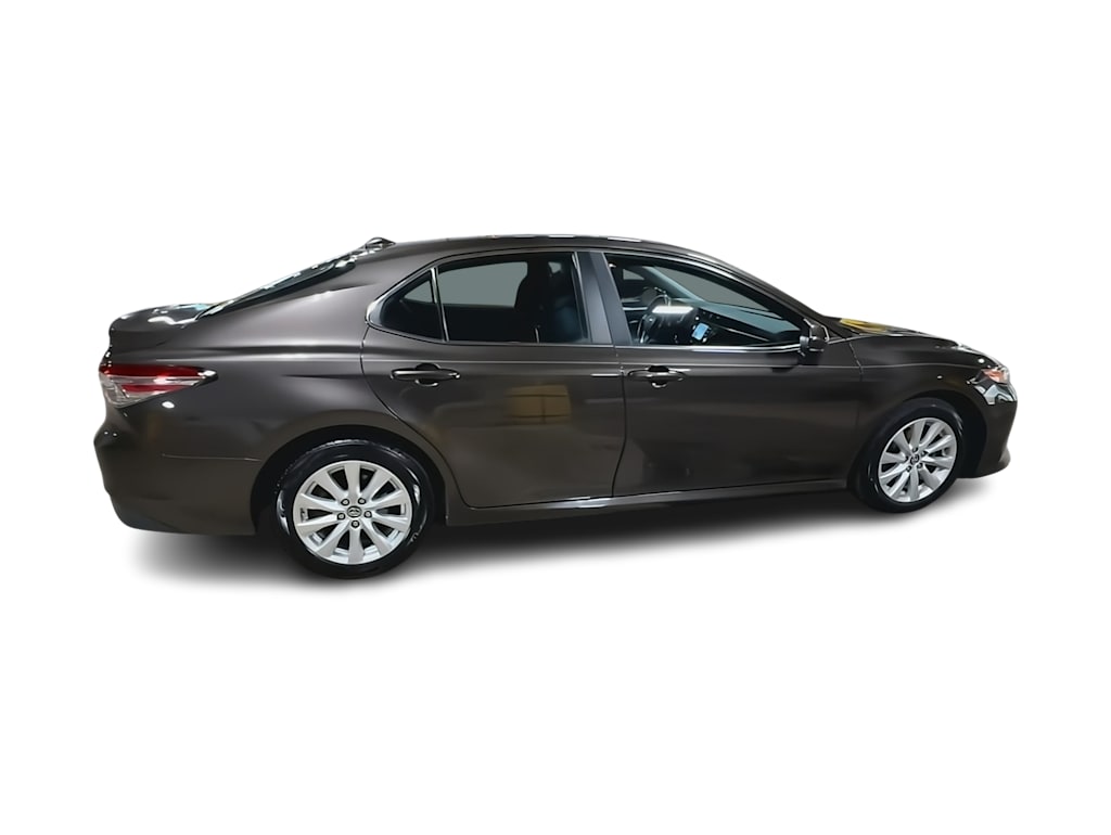 Thumbnail: 2019 Toyota Camry - 23