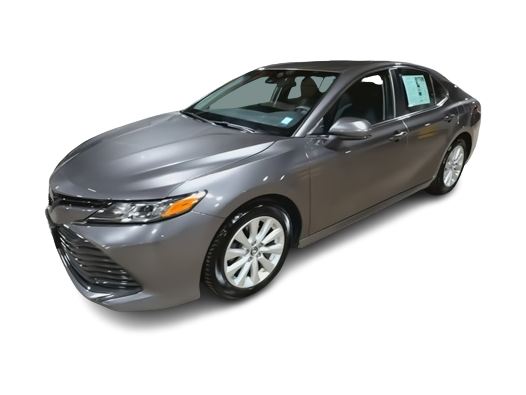 2018 Toyota Camry LE 18