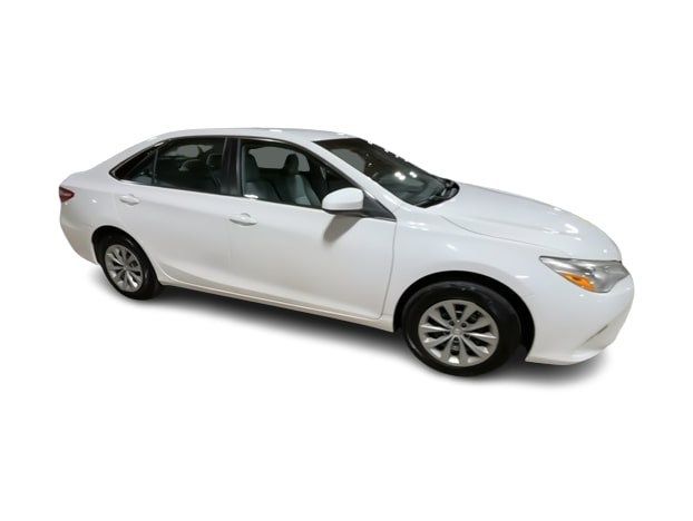 2016 Toyota Camry LE 17