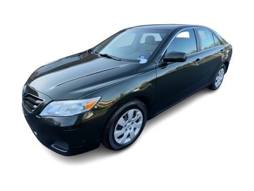 2011 Toyota Camry LE 18