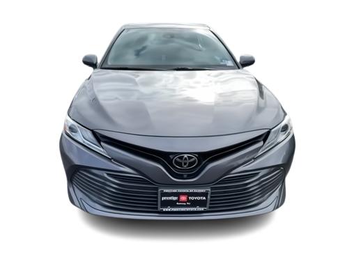 2019 Toyota Camry XLE 15