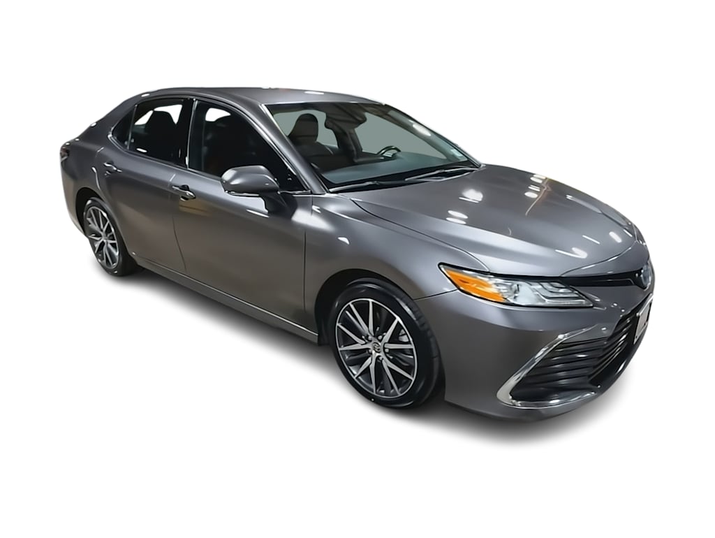 Thumbnail: 2023 Toyota Camry - 18