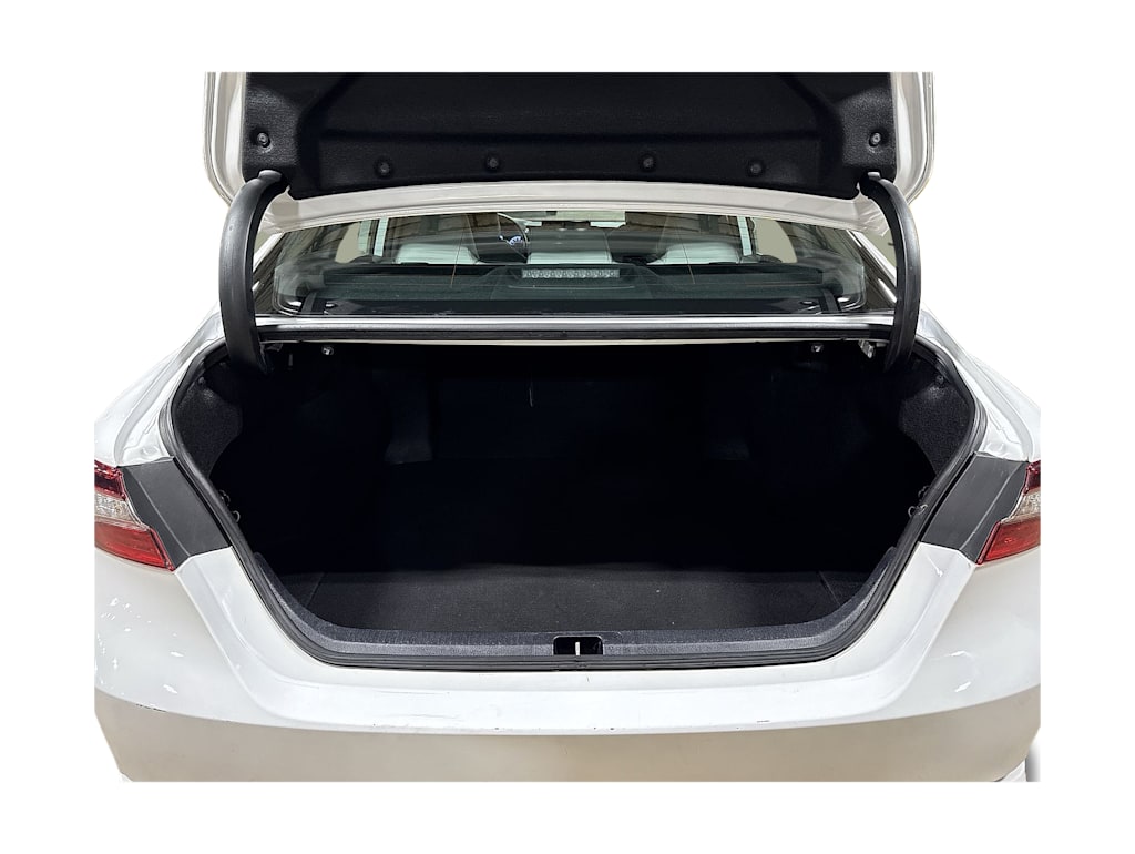 Thumbnail: 2023 Toyota Camry - 15