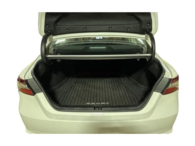 2022 Toyota Camry SE 16