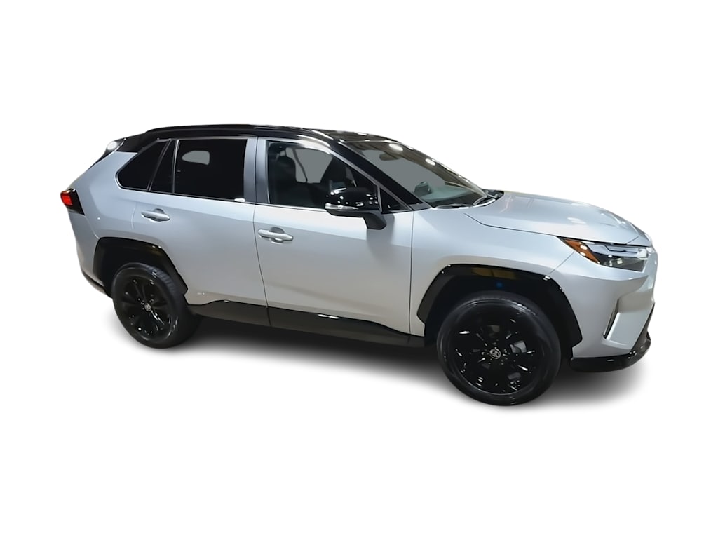Thumbnail: 2022 Toyota RAV4 - 18