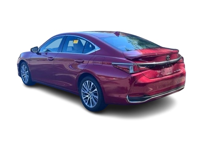 Thumbnail: 2021 Lexus ES - 2