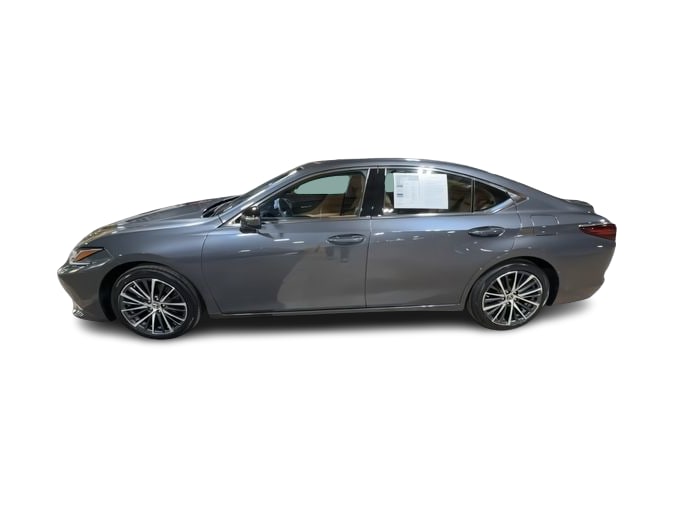 Thumbnail: 2023 Lexus ES - 3