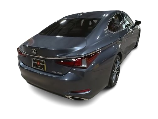 Thumbnail: 2022 Lexus ES - 21