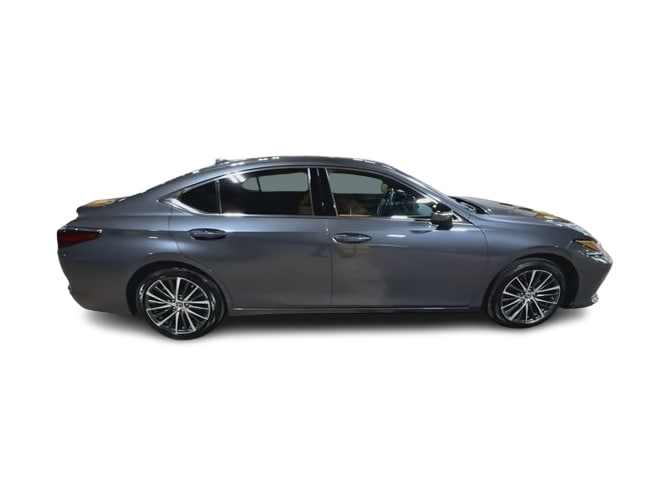 Thumbnail: 2022 Lexus ES - 22