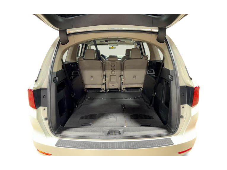 Thumbnail: 2018 Honda Odyssey - 14