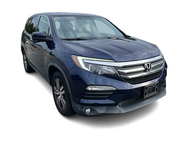 Thumbnail: 2017 Honda Pilot - 8