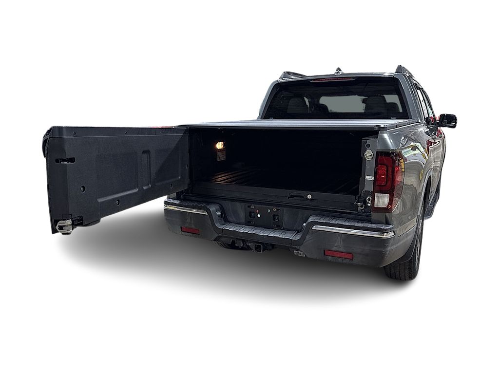 Thumbnail: 2017 Honda Ridgeline - 27