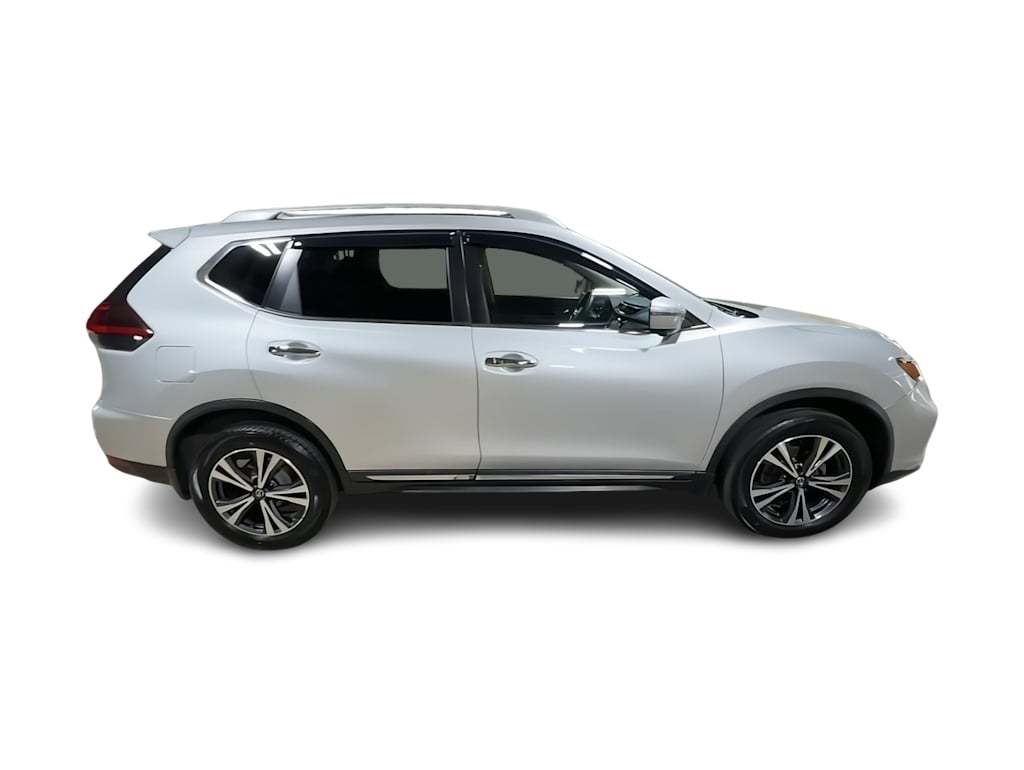 Thumbnail: 2018 Nissan Rogue - 23