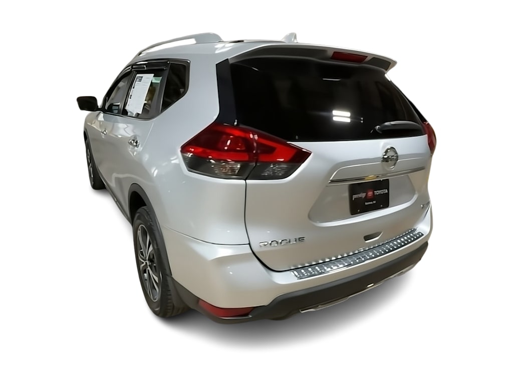 Thumbnail: 2018 Nissan Rogue - 4