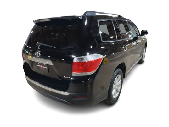 Thumbnail: 2013 Toyota Highlander - 20