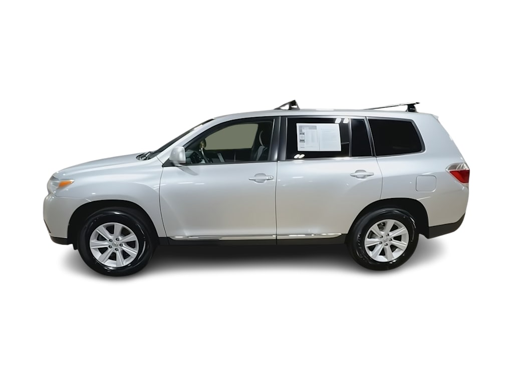 Thumbnail: 2013 Toyota Highlander - 3