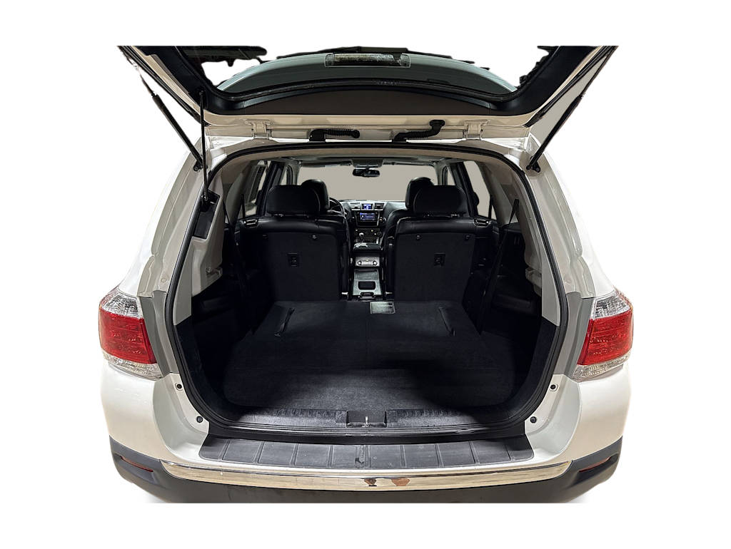 Thumbnail: 2013 Toyota Highlander - 15