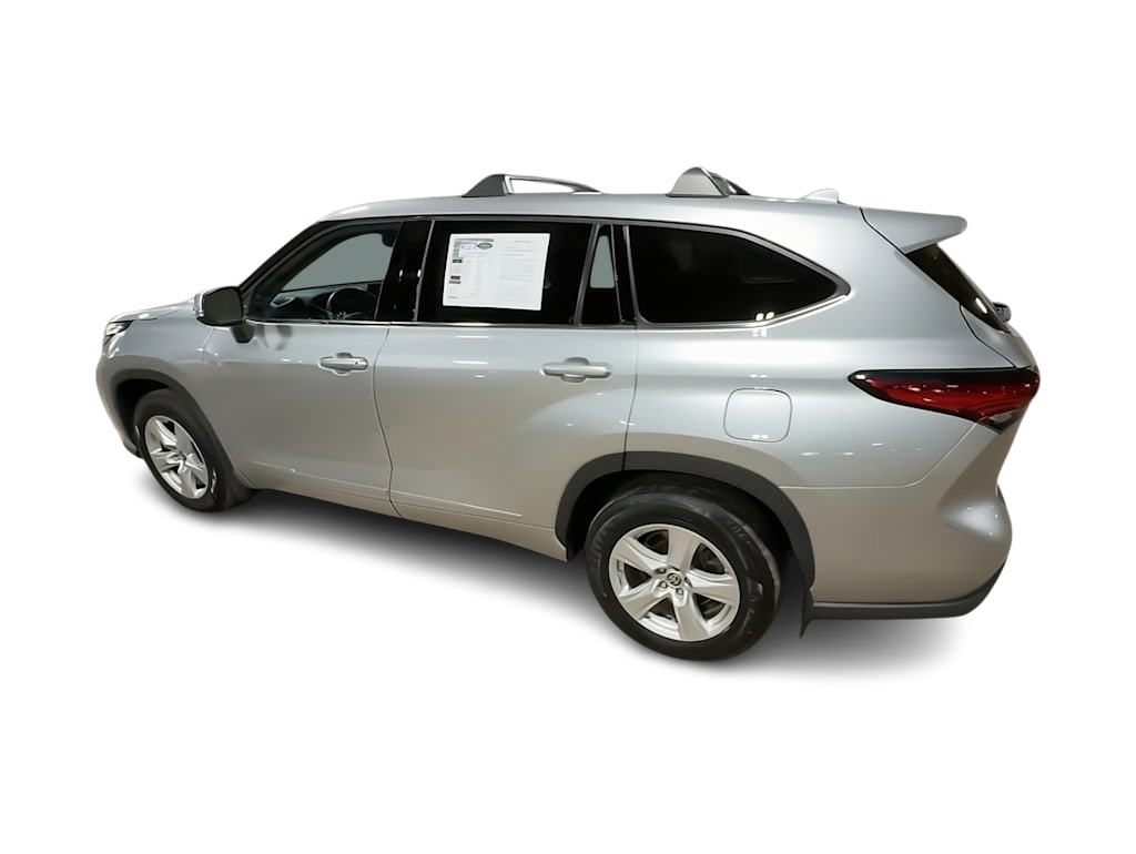 Thumbnail: 2021 Toyota Highlander - 20