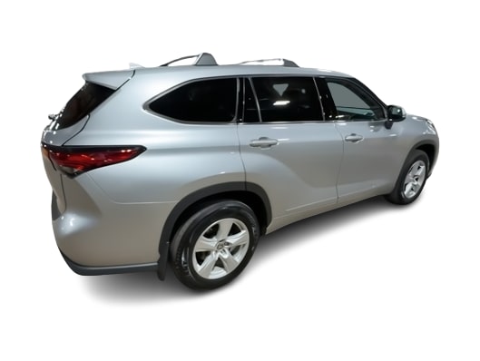 Thumbnail: 2021 Toyota Highlander - 21
