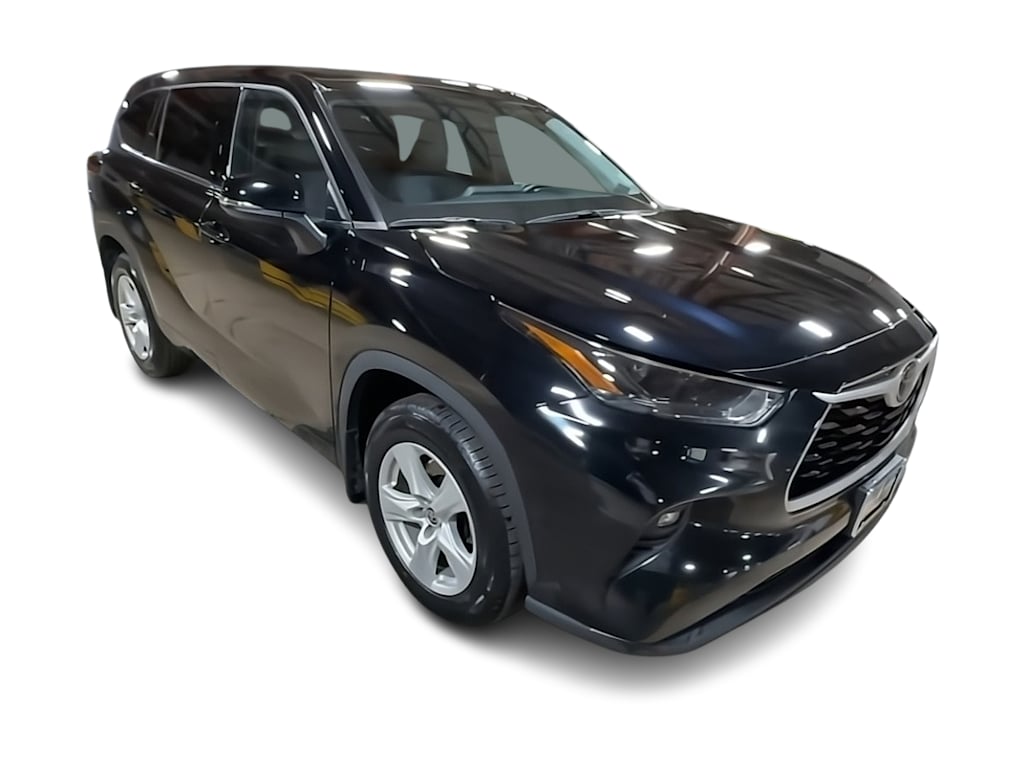 Thumbnail: 2022 Toyota Highlander - 19