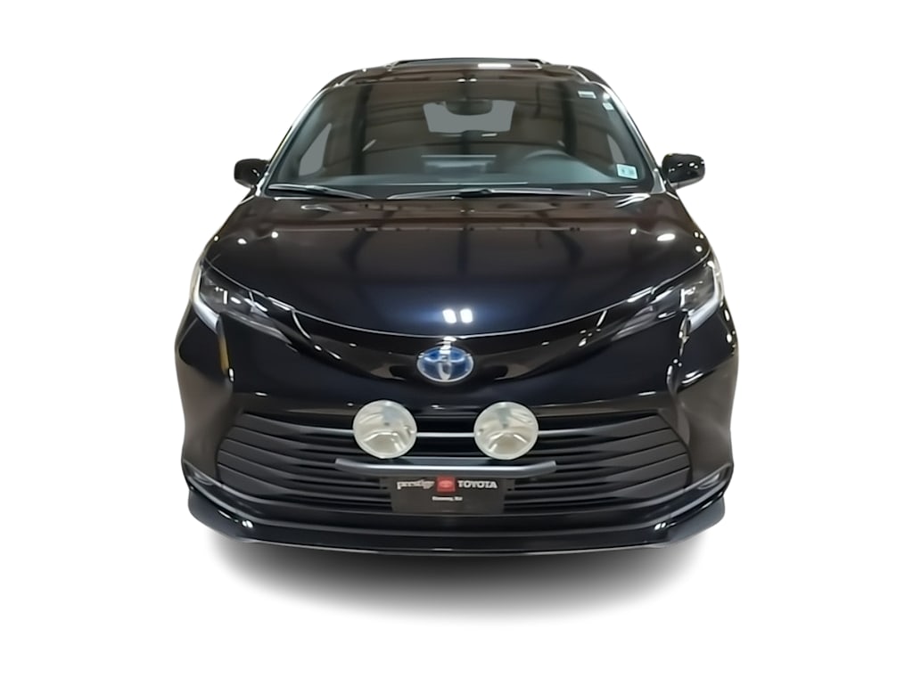 Thumbnail: 2025 Toyota Sienna - 18