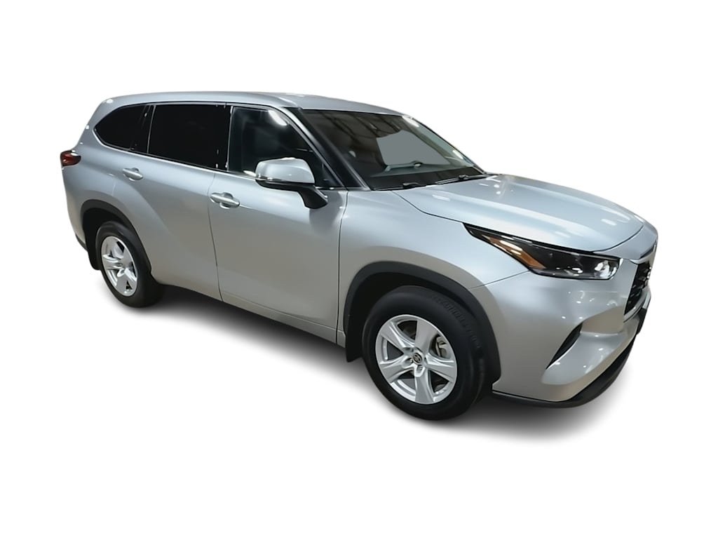 Thumbnail: 2021 Toyota Highlander - 18