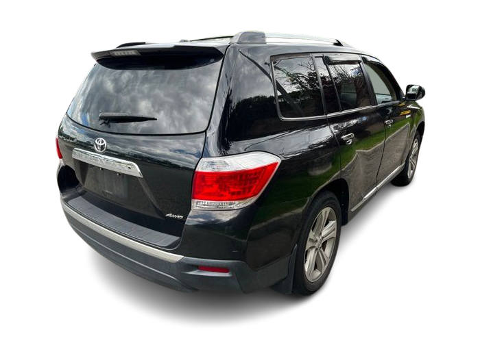 Thumbnail: 2013 Toyota Highlander - 9
