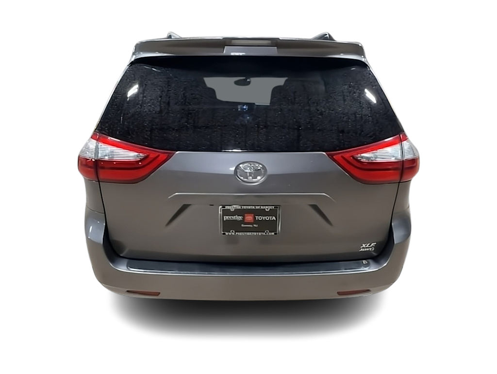 Thumbnail: 2020 Toyota Sienna - 5