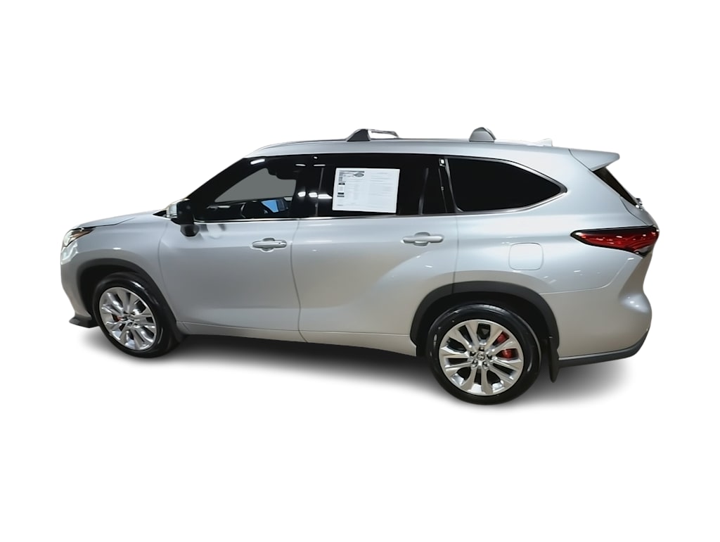 Thumbnail: 2021 Toyota Highlander - 20