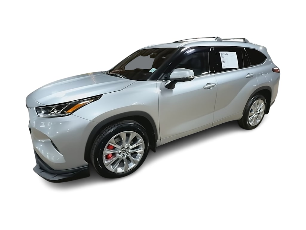 Thumbnail: 2021 Toyota Highlander - 3