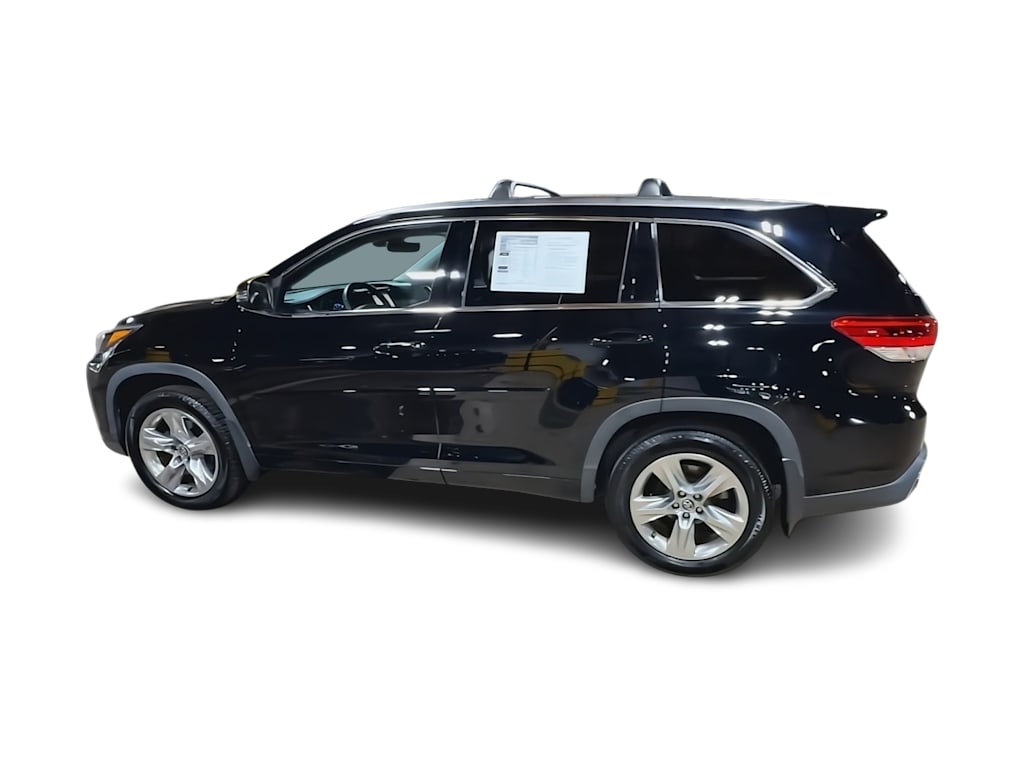 Thumbnail: 2019 Toyota Highlander - 20
