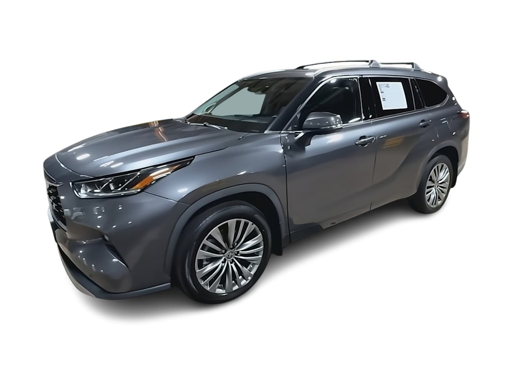 Thumbnail: 2021 Toyota Highlander - 19