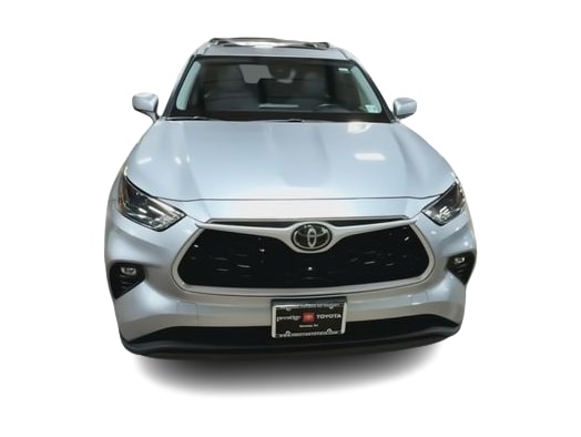 Thumbnail: 2022 Toyota Highlander - 5