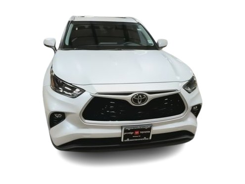 Thumbnail: 2022 Toyota Highlander - 5