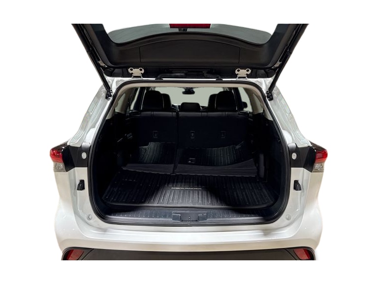 Thumbnail: 2022 Toyota Highlander - 15