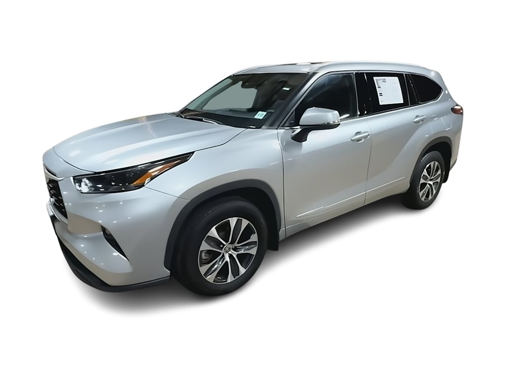 Thumbnail: 2022 Toyota Highlander - 20