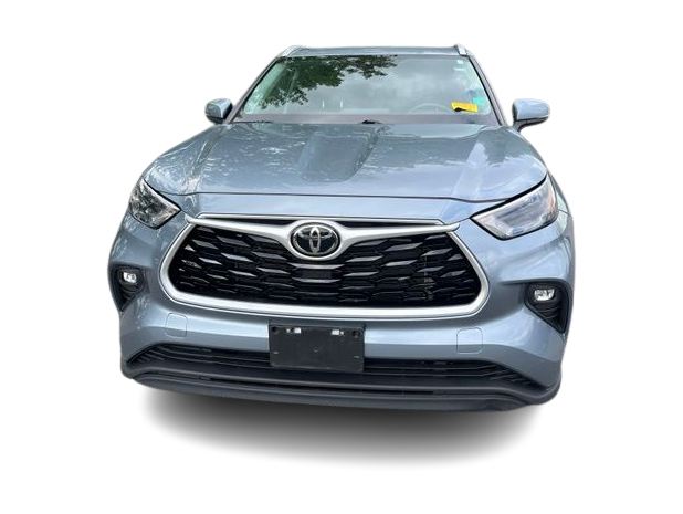 Thumbnail: 2022 Toyota Highlander - 4