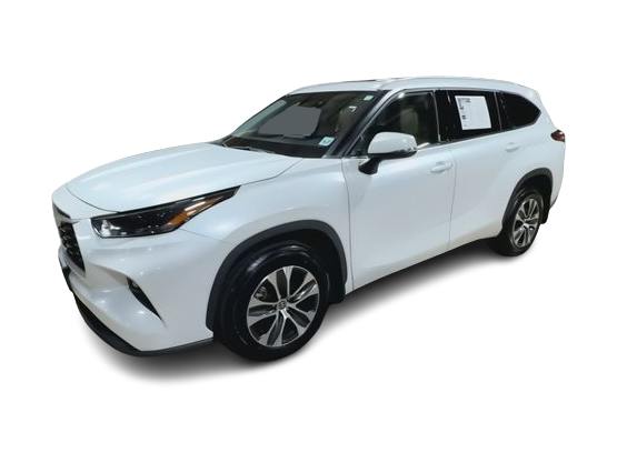 Thumbnail: 2022 Toyota Highlander - 19