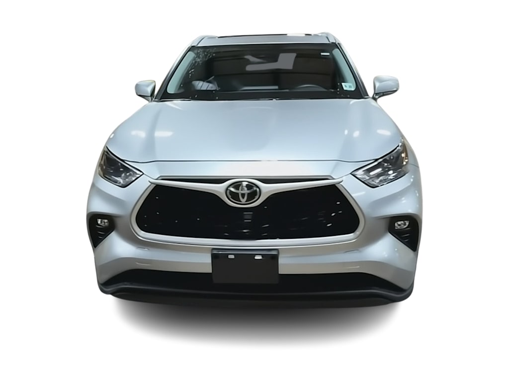 Thumbnail: 2022 Toyota Highlander - 4