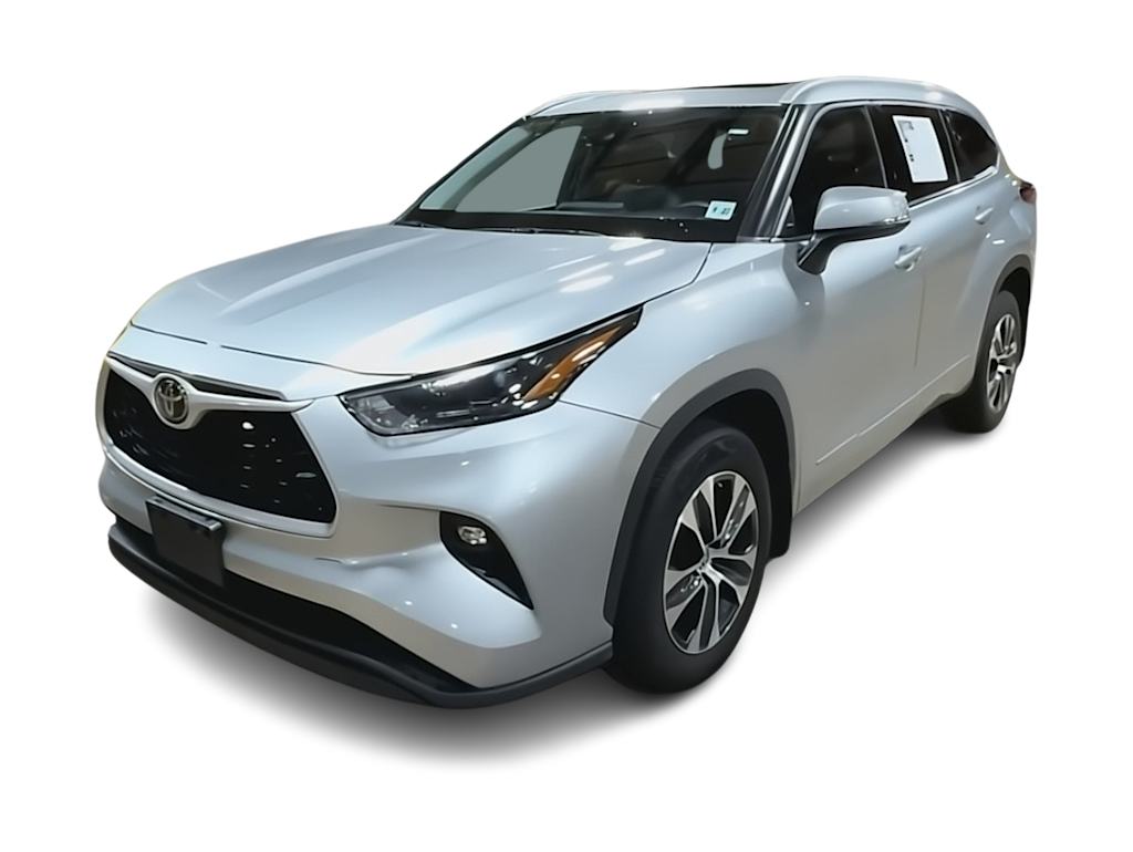 Thumbnail: 2022 Toyota Highlander - 19
