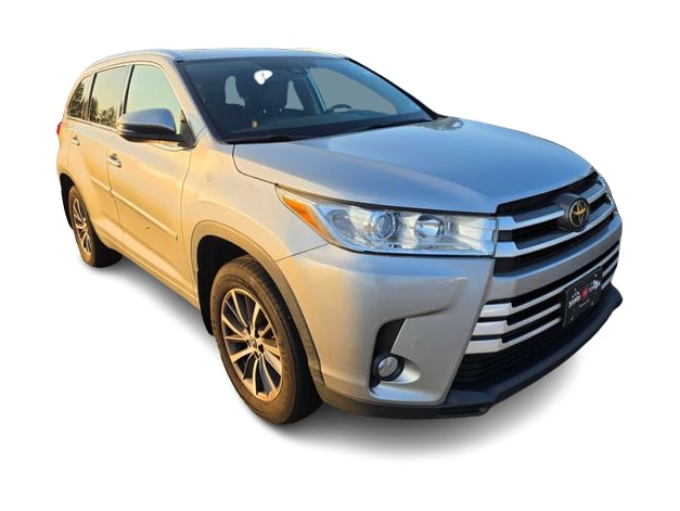 Thumbnail: 2018 Toyota Highlander - 8