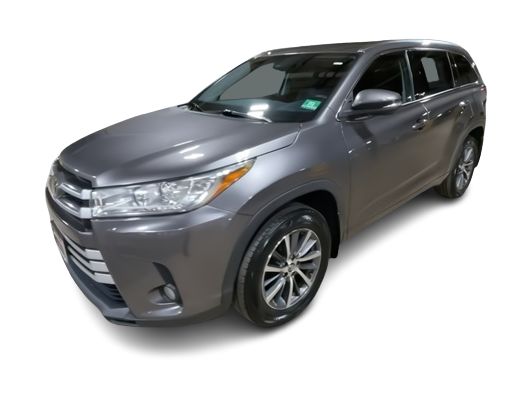 2018 Toyota Highlander SE 19