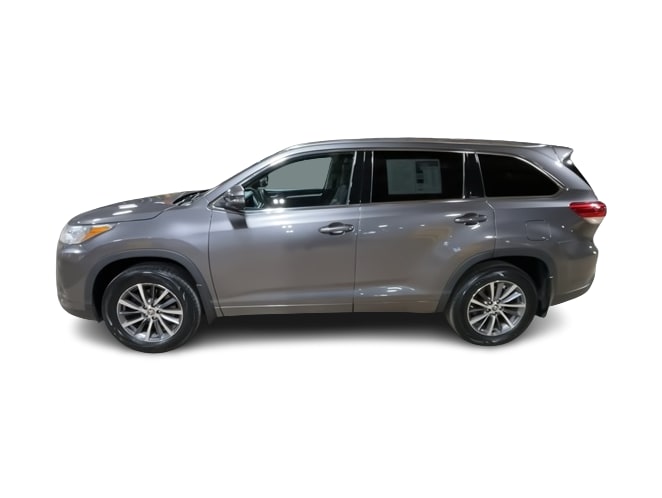 2018 Toyota Highlander SE 3