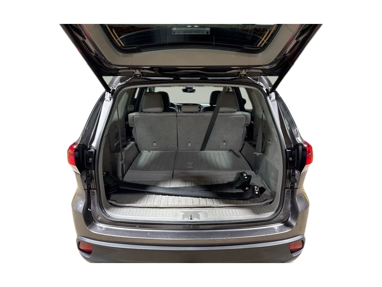 Thumbnail: 2019 Toyota Highlander - 15